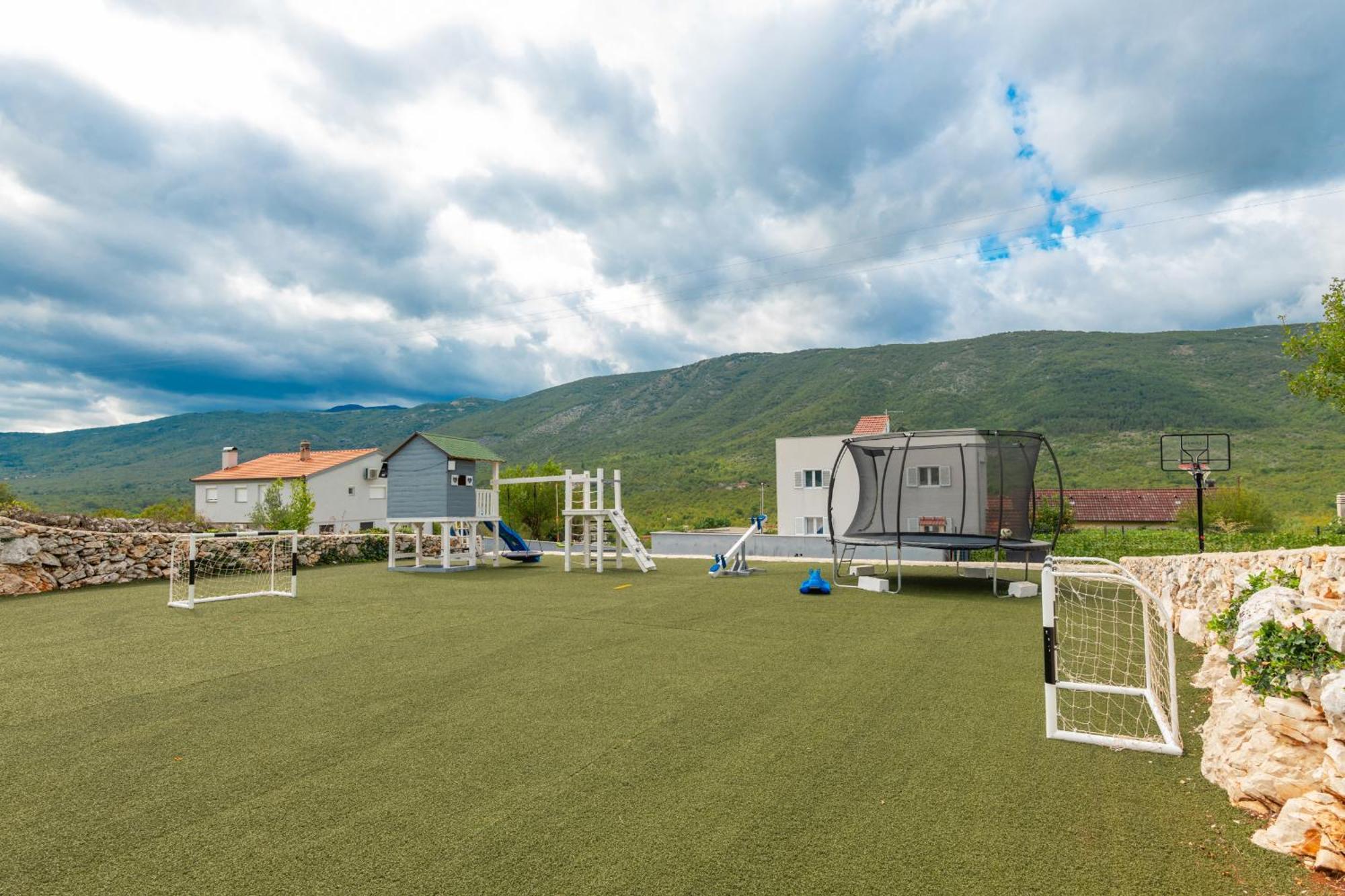 Villa Hill Stars, Makarska- Slivno Slivno  ภายนอก รูปภาพ